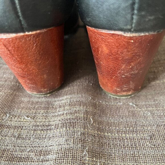 KORK-EASE Holmes Wedge Black Leather Ankle Bootie Size 8 - Picture 5 of 8